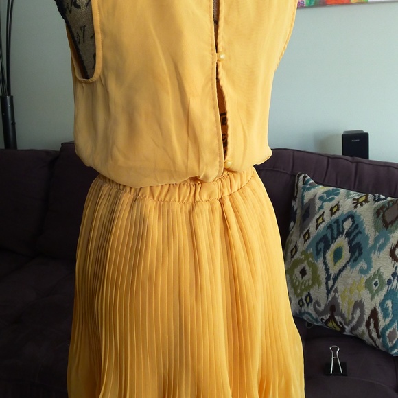 Flirty Yellow Dress - Picture 8 of 8